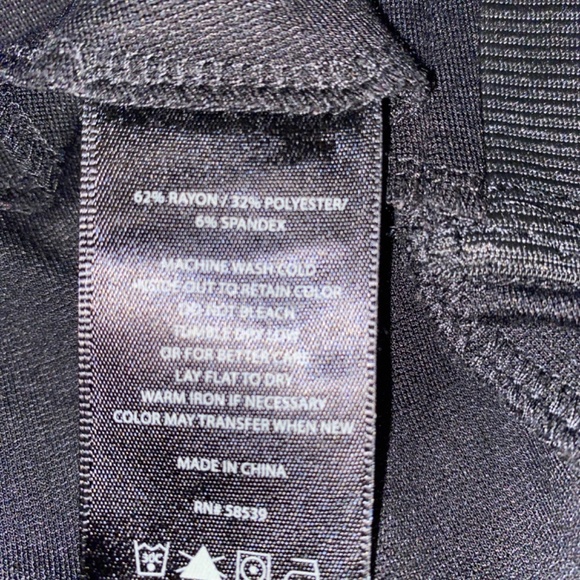 Kut from the Kloth Angie Skinny Leggings in Excellent Condition - Picture 9 of 9